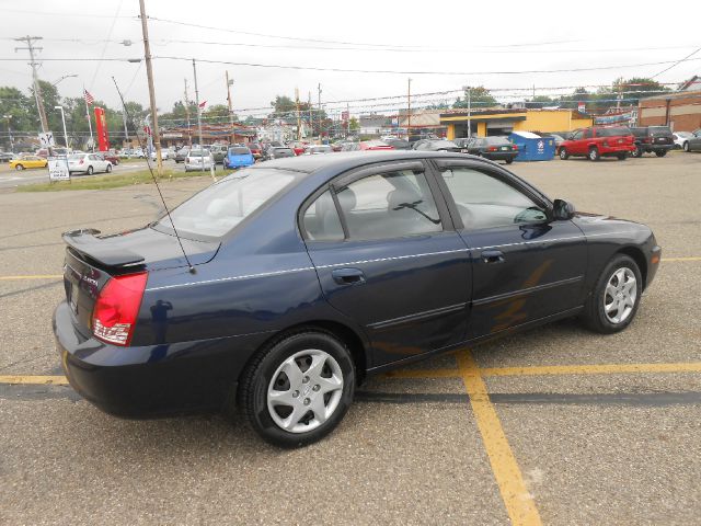 Hyundai Elantra 2004 photo 15