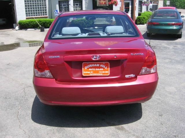 Hyundai Elantra 2004 photo 16