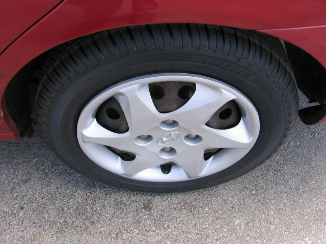 Hyundai Elantra 2004 photo 7