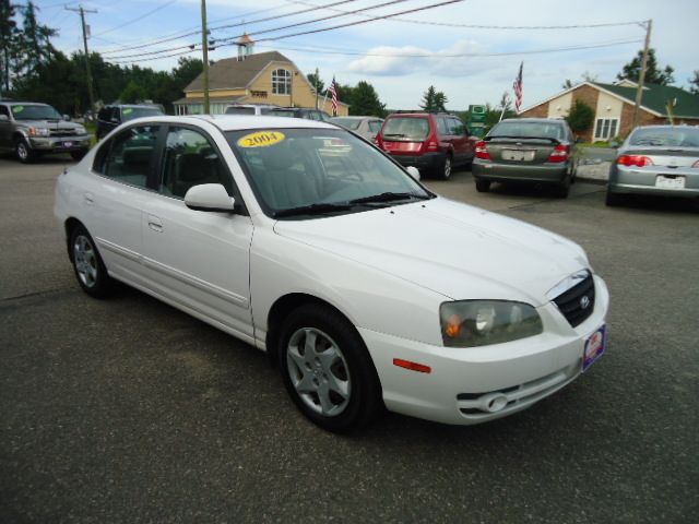 Hyundai Elantra 2004 photo 3