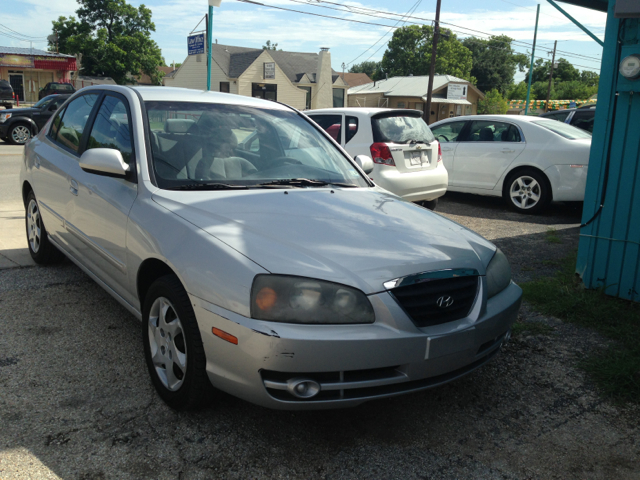 Hyundai Elantra FWD 4dr Sport Sedan