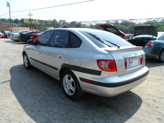 Hyundai Elantra Riviera Hatchback