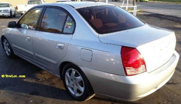 Hyundai Elantra Low Price Sedan