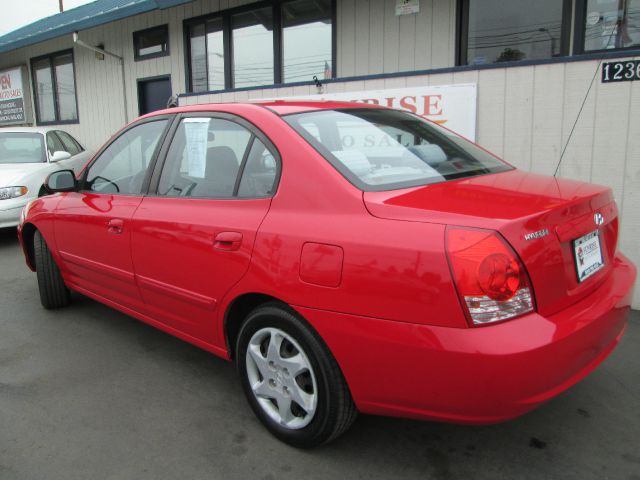 Hyundai Elantra 2004 photo 3