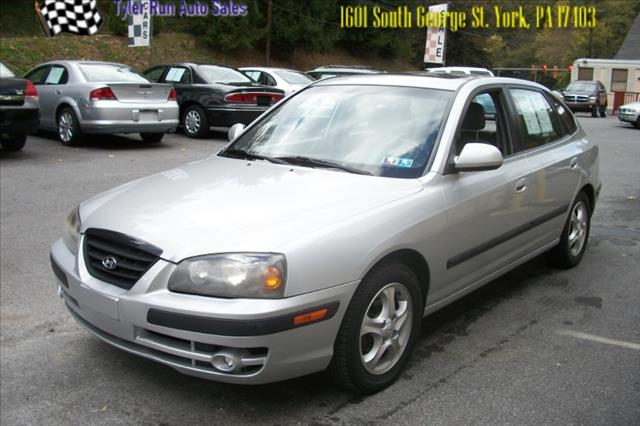 Hyundai Elantra 2004 photo 4