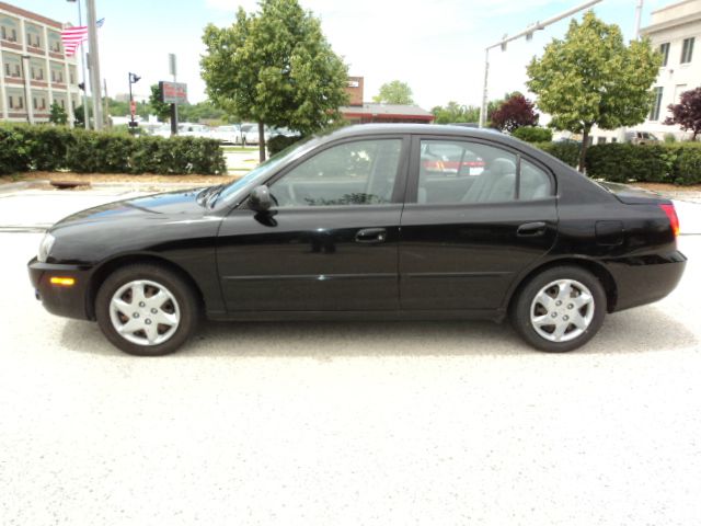 Hyundai Elantra 2004 photo 1