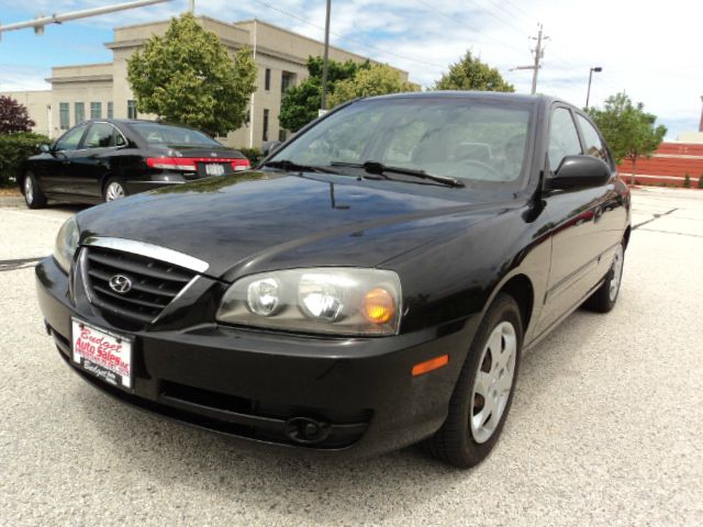 Hyundai Elantra 2004 photo 4