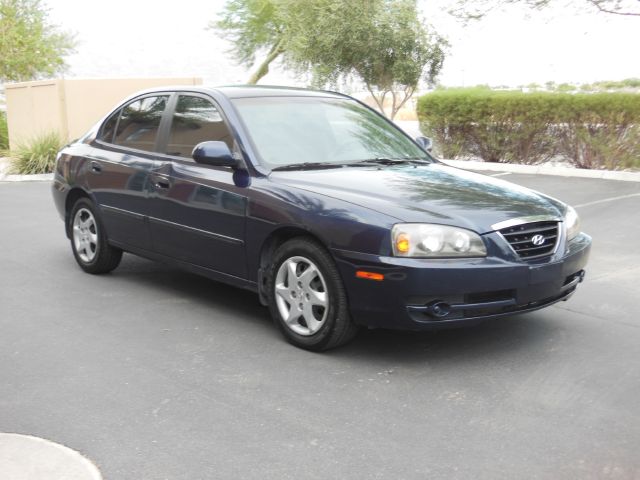 Hyundai Elantra 2004 photo 4