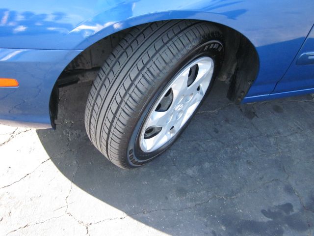 Hyundai Elantra 2004 photo 5