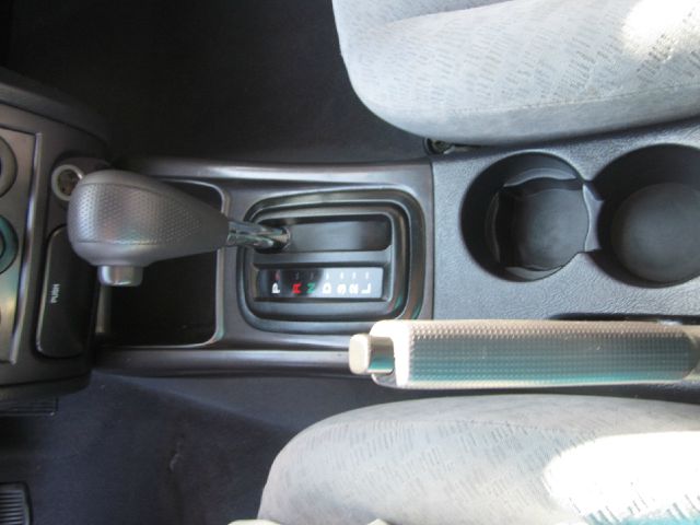 Hyundai Elantra 2004 photo 6