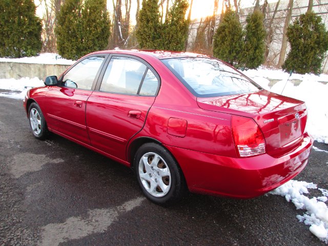 Hyundai Elantra 2004 photo 4