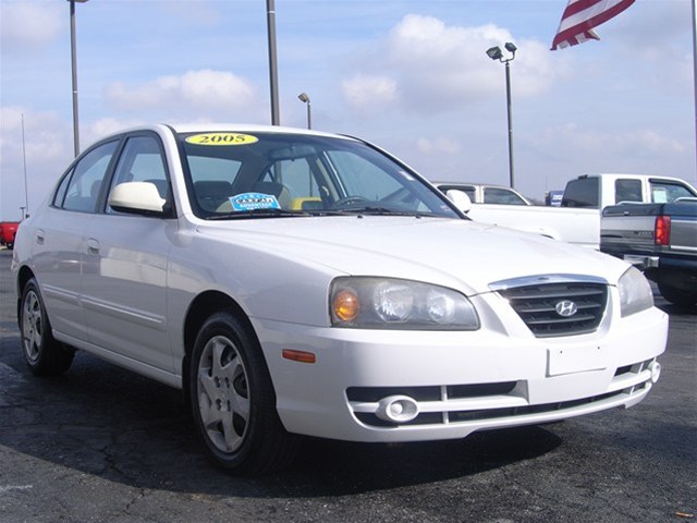 Hyundai Elantra 2005 photo 4