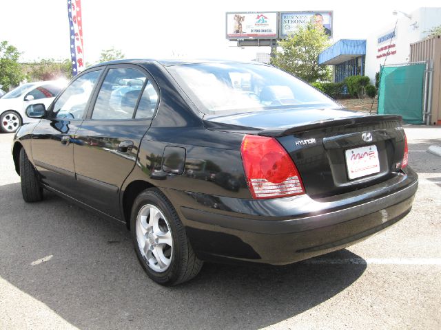 Hyundai Elantra Low Price Sedan