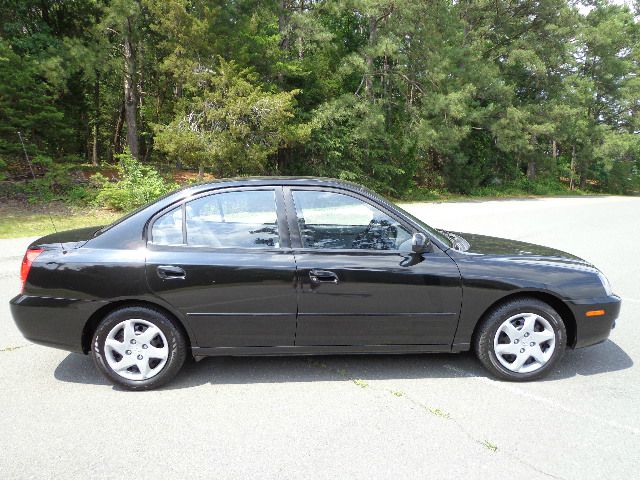 Hyundai Elantra 2005 photo 2