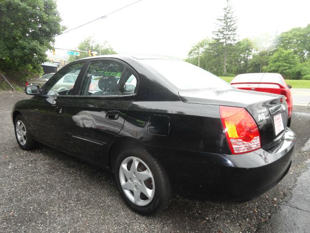 Hyundai Elantra 2005 photo 4