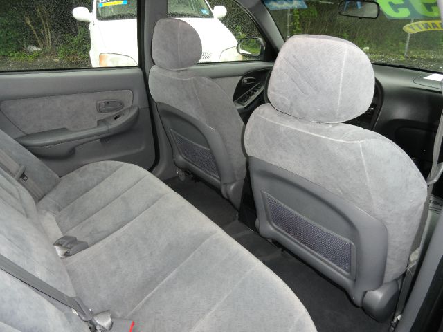 Hyundai Elantra 2005 photo 8