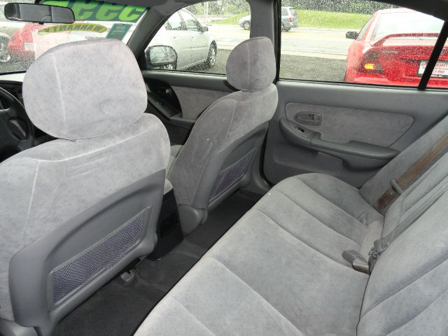 Hyundai Elantra 2005 photo 9