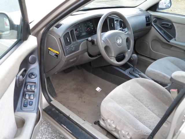 Hyundai Elantra 2005 photo 4