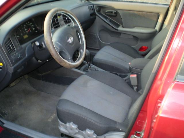 Hyundai Elantra 2005 photo 2