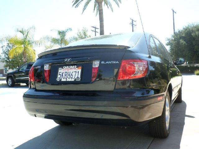 Hyundai Elantra 2005 photo 1