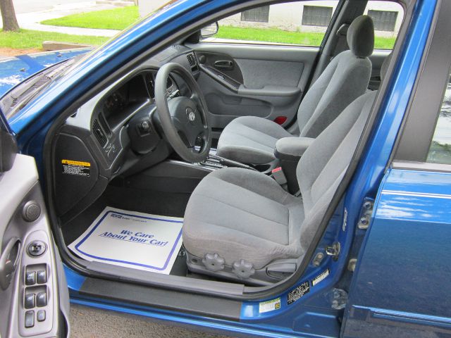 Hyundai Elantra 2005 photo 1