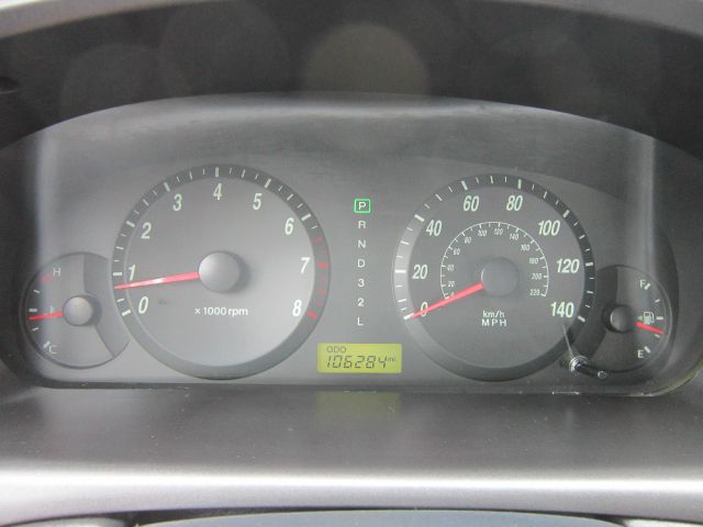 Hyundai Elantra 2005 photo 4