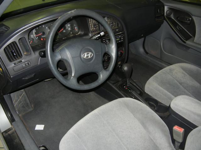 Hyundai Elantra 2005 photo 2