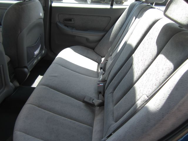 Hyundai Elantra 2005 photo 4