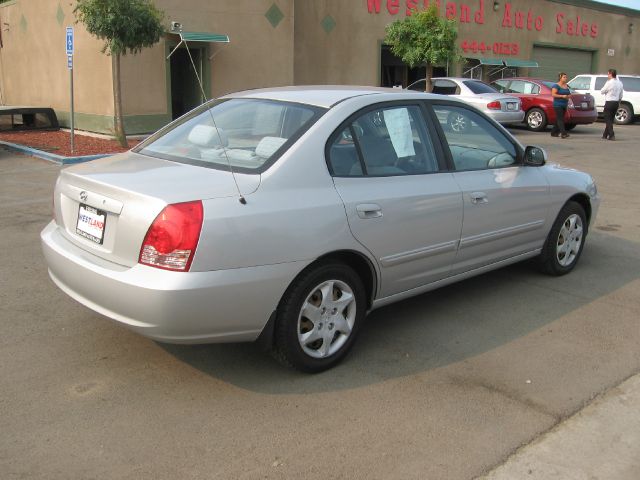 Hyundai Elantra 2005 photo 3