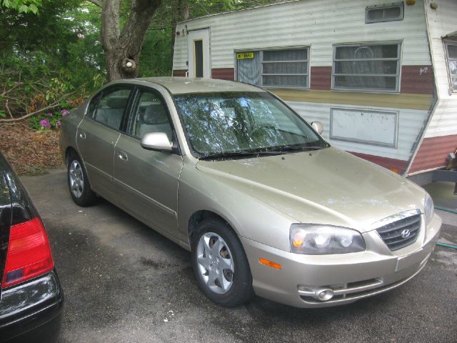 Hyundai Elantra 2005 photo 2