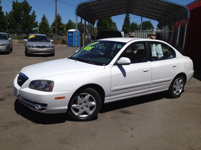 Hyundai Elantra 2005 photo 3