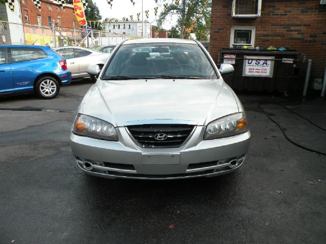 Hyundai Elantra 2005 photo 2