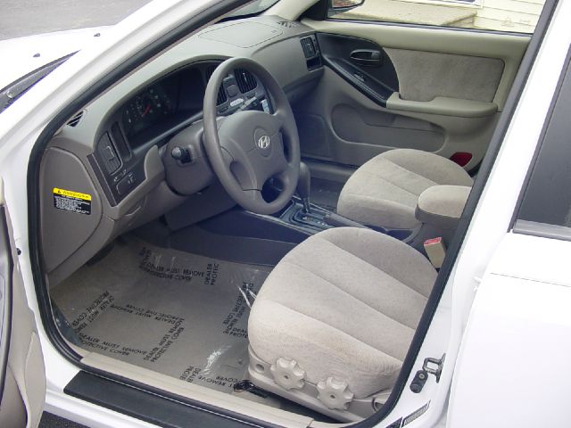 Hyundai Elantra 2005 photo 4