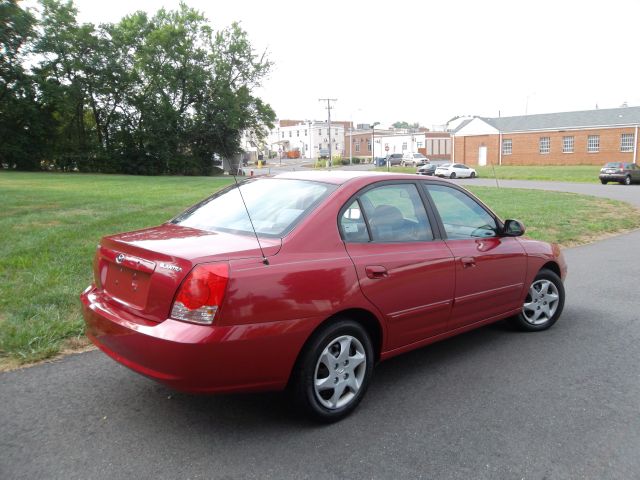 Hyundai Elantra 2005 photo 2