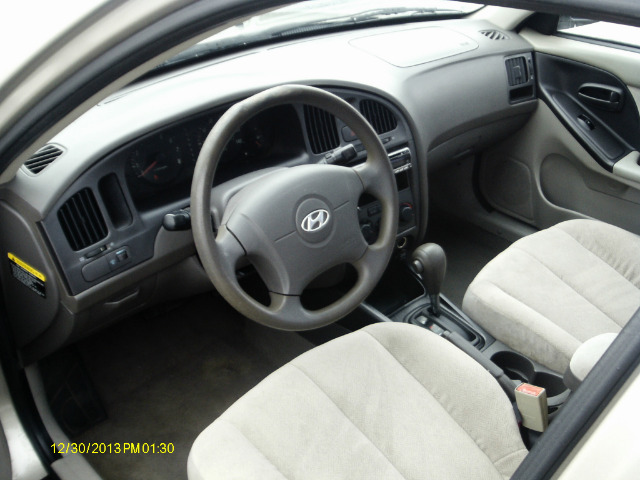 Hyundai Elantra 2005 photo 2