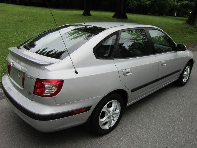 Hyundai Elantra Riviera Hatchback