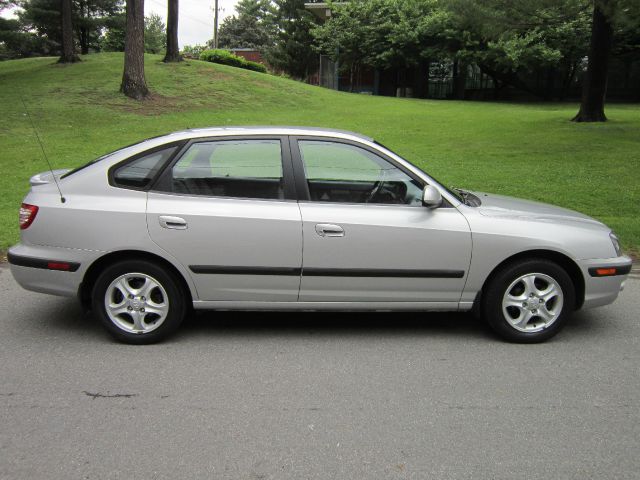 Hyundai Elantra 2005 photo 2