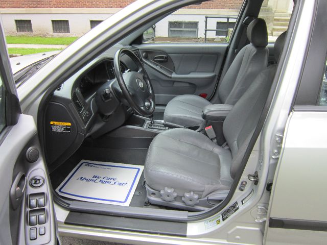 Hyundai Elantra 2005 photo 3