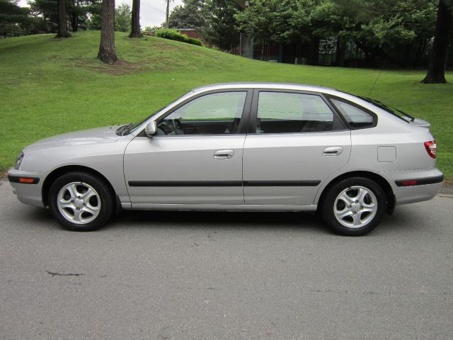 Hyundai Elantra 2005 photo 9