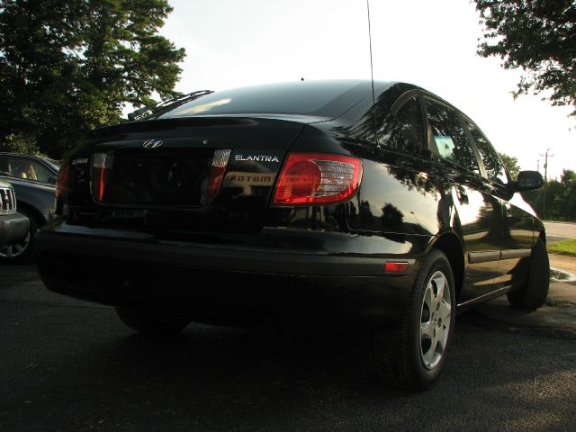 Hyundai Elantra 2005 photo 3