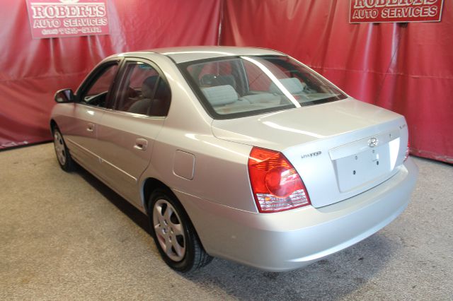 Hyundai Elantra 2005 photo 2