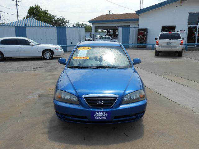 Hyundai Elantra 2005 photo 2