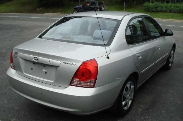 Hyundai Elantra 2005 photo 2