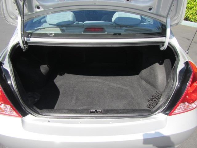 Hyundai Elantra 2005 photo 12