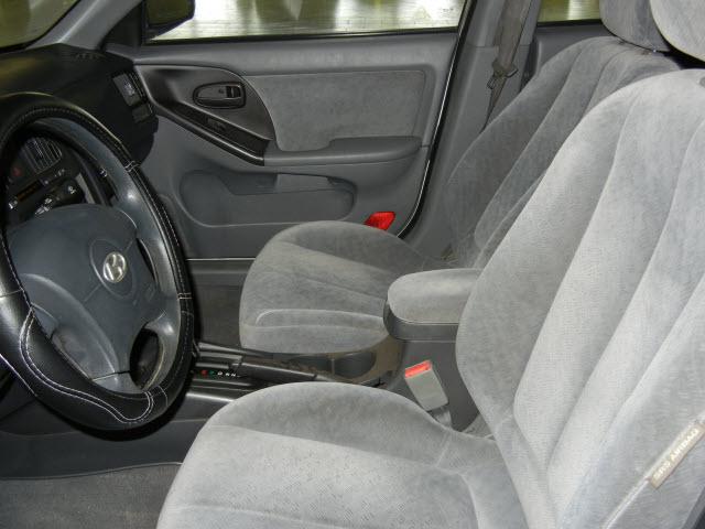 Hyundai Elantra 2005 photo 2