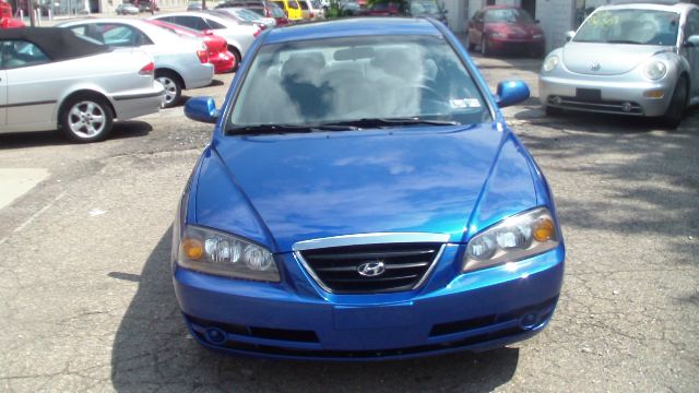 Hyundai Elantra 2005 photo 2