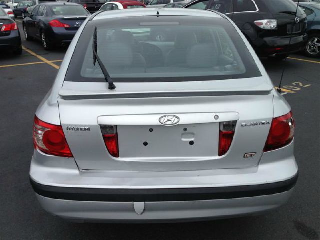 Hyundai Elantra 2005 photo 1