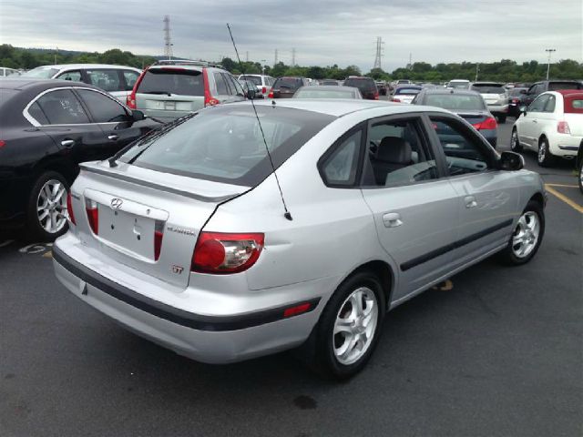 Hyundai Elantra 2005 photo 2