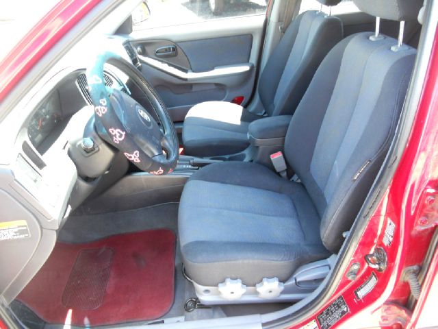 Hyundai Elantra 2005 photo 20