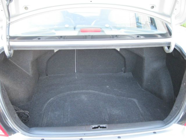 Hyundai Elantra 2005 photo 13